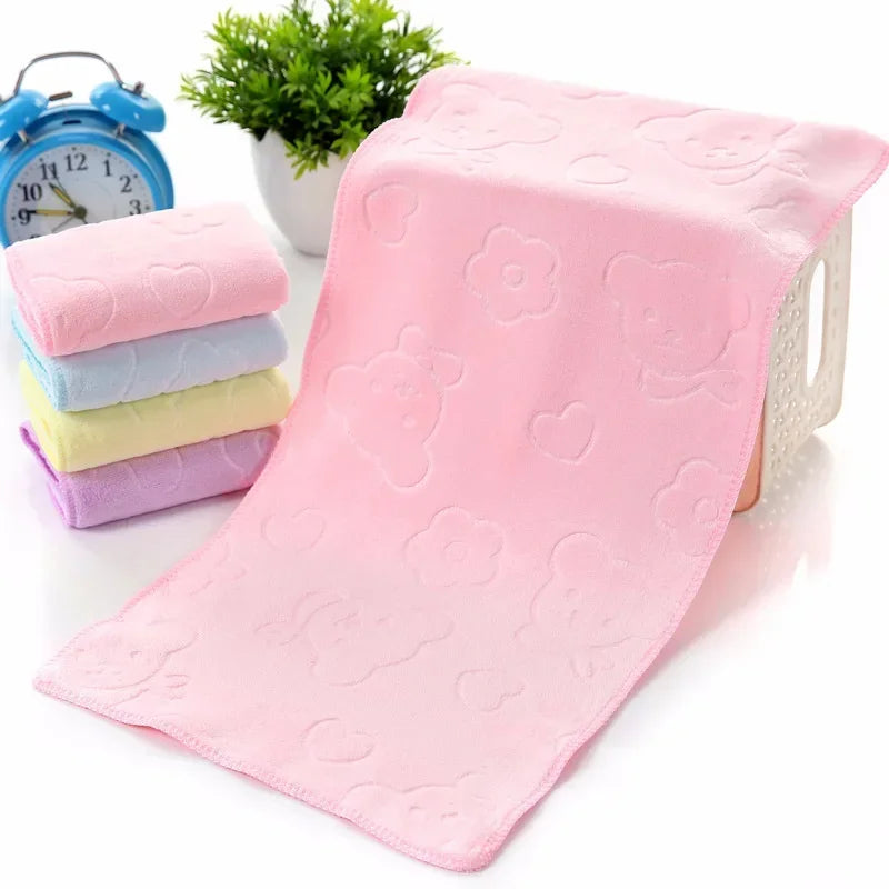 Quick-Drying Pet Bath Towel – Soft Absorbent Microfiber for Dogs & Cats