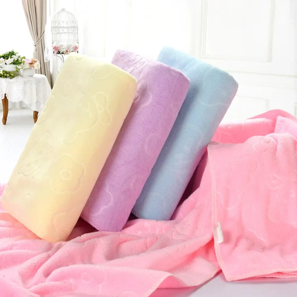 Quick-Drying Pet Bath Towel – Soft Absorbent Microfiber for Dogs & Cats